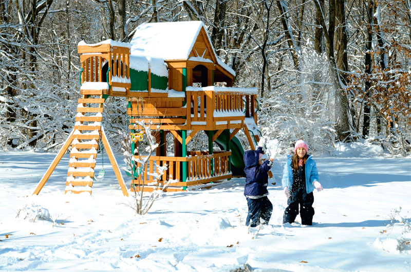Воспитанники детсадов в Губкине строили снежные городки по своим эскизам